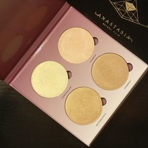 Anastasia Beverley Hills Glow Kit in Sugar